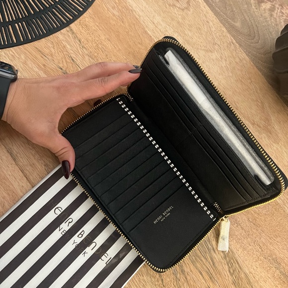 BRAND NEW! Henri Bendel monogrammed black wallet. Tags aren’t attached; but new! - Picture 4 of 4